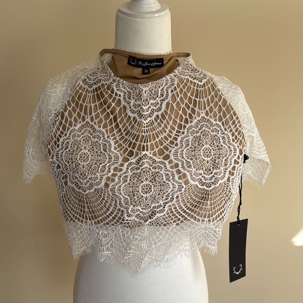New with tags for love and lemons crop top